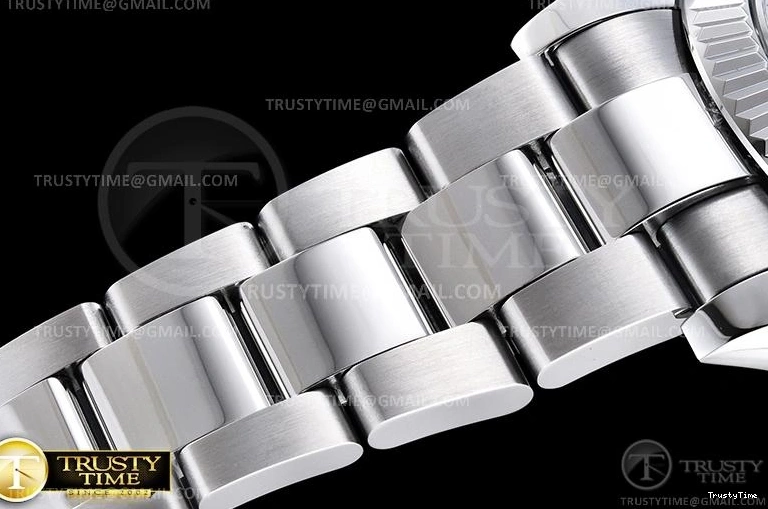 0201 Effortless R2DJ0253I – DJ2 41mm Oyst 652